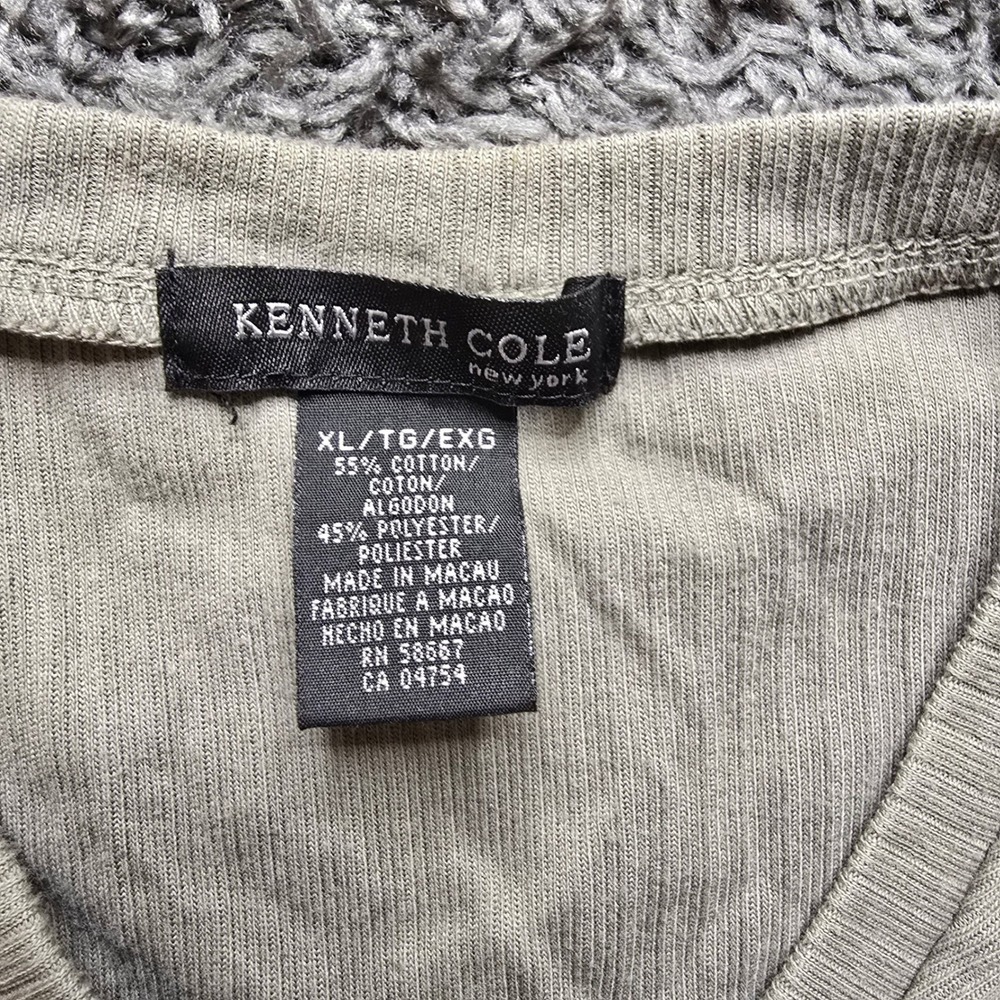 Kenneth Cole New York Men XL VNeck Ribbed Long Sleeve Pullover Top Taupe Chevron - Picture 4 of 5